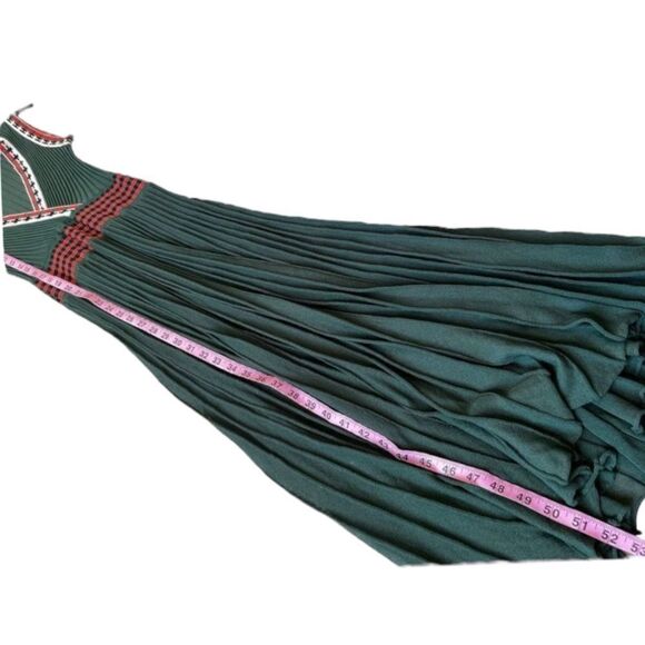 Beulah V-Neck Knit Pleated Crinkle MIDI Dress - Picture 11 of 14